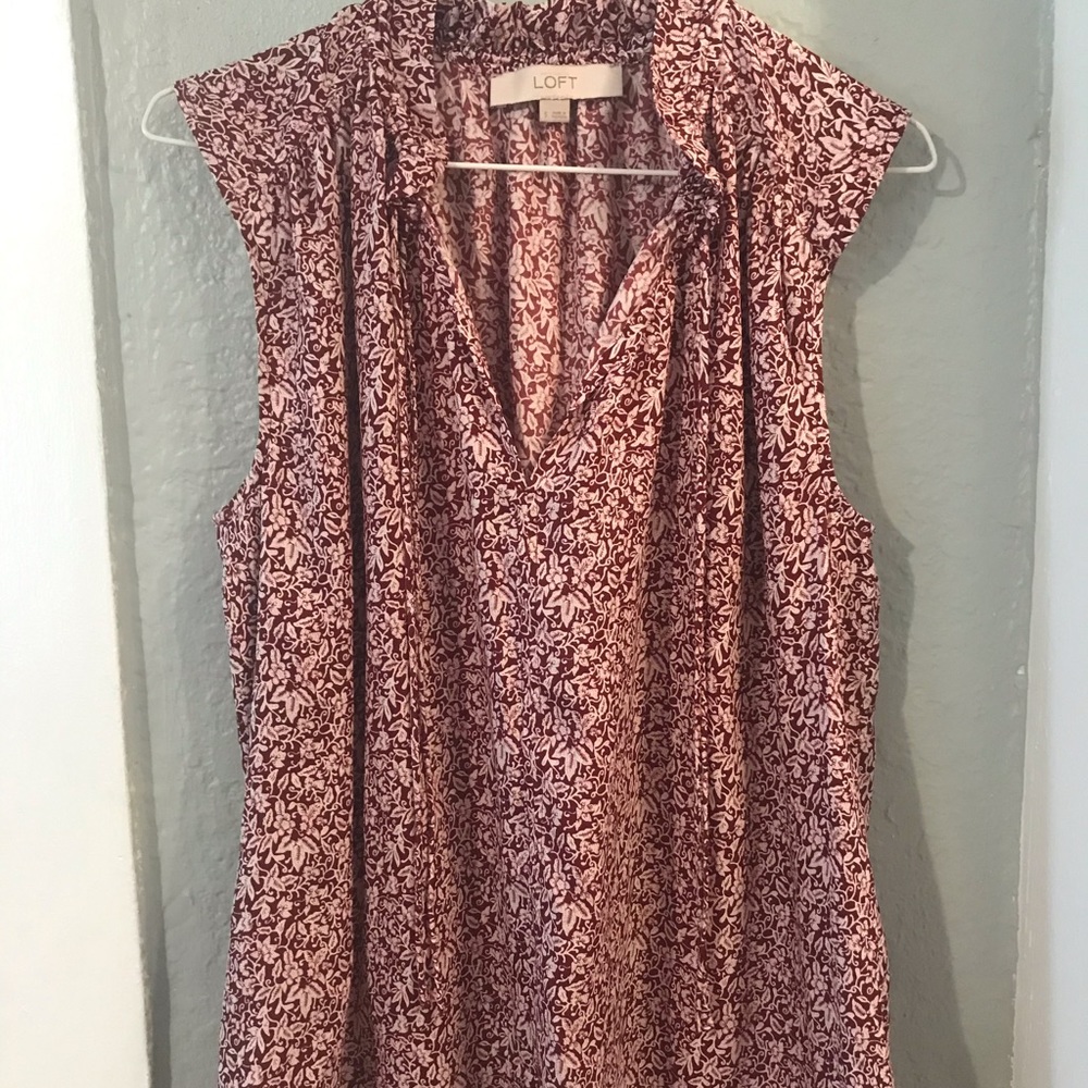 Floral design blouse.